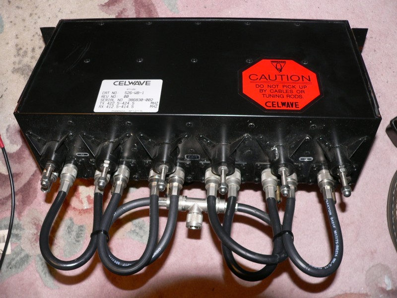 Der für ON0RBO & ON0TB eingesetzte Duplex-Filter Celwave RFS 526-WB-1 / Sperrdämpfung zwischen TX & RX bis 100dB / Durchgangsdämpfung maximal 1.0 dB